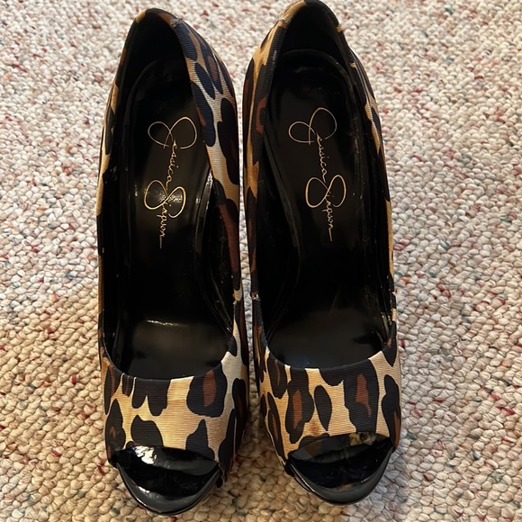 Jessica Simpson peep-toe platform high heel animal print shoes. SZ 7 - Picture 5 of 6